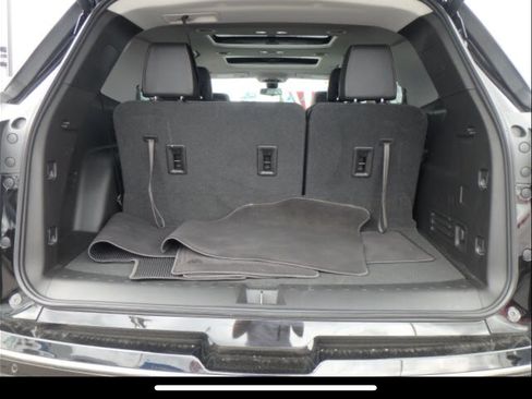 Used 2018 Chevrolet Traverse Premier w/ Redline Edition image 8