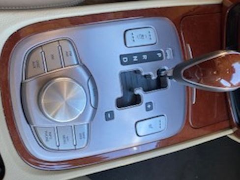 Used 2012 Hyundai Genesis 3.8 w/ Premium Pkg RWD image 14