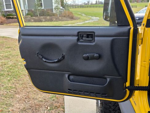 Used 2004 Jeep Wrangler X w/ Wheel Plus Group image 14