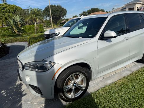Used 2018 BMW X5 xDrive50i w/ Dynamic Handling Package image 2