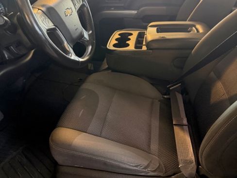 Used 2017 Chevrolet Silverado 1500 LT w/ All Star Edition image 8