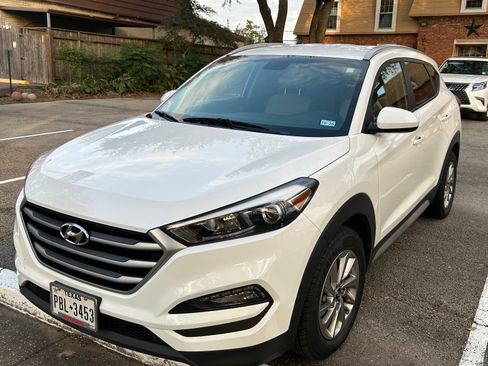 Used 2018 Hyundai Tucson SEL image 18