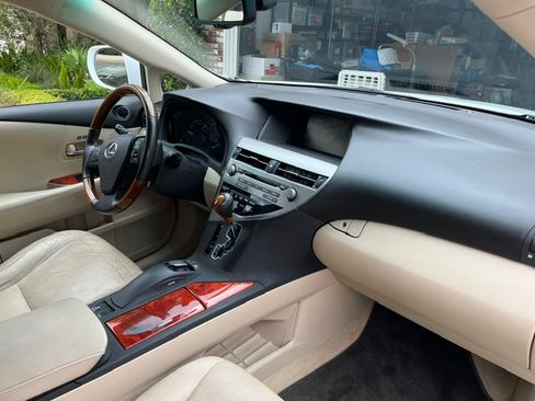 Used 2010 Lexus RX 450h 2WD image 11