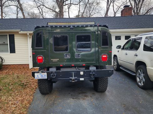 Used 2001 HUMMER H1 4-Door Wagon image 4