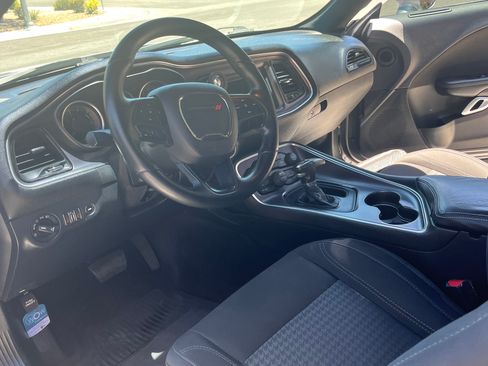 Used 2018 Dodge Challenger R/T RWD image 15