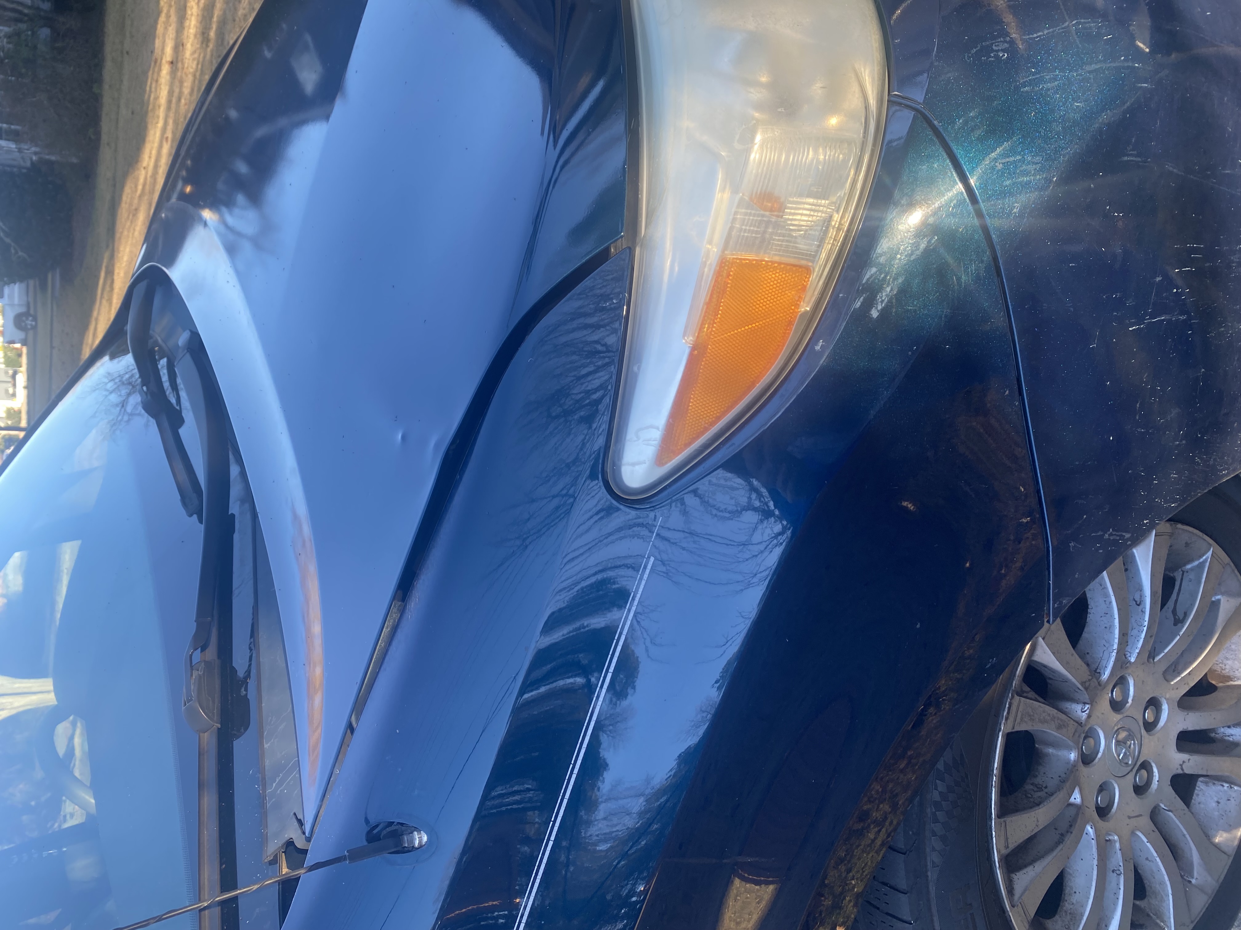 Used 2011 Toyota Sienna XLE FWD image 5
