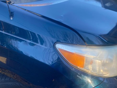 Used 2011 Toyota Sienna XLE image 5