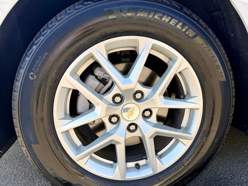 Used 2023 Chevrolet Equinox LS w/ LS Convenience Package FWD image 28