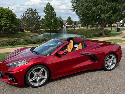 Used 2021 Chevrolet Corvette Stingray Preferred Conv w/ Battery Protection Package RWD image 5