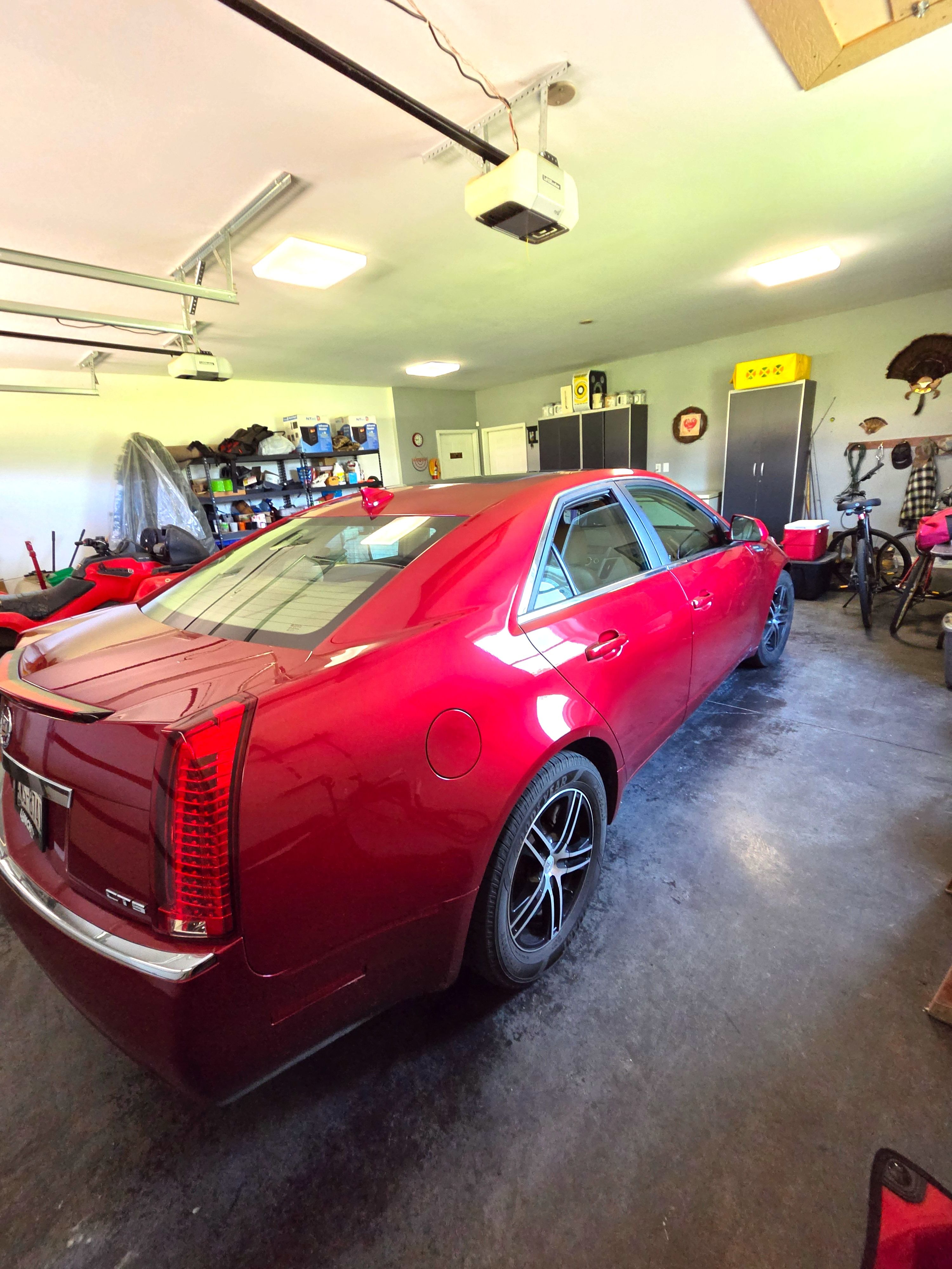 Used 2009 Cadillac CTS 3.6 w/ Wood Trim Package RWD image 2