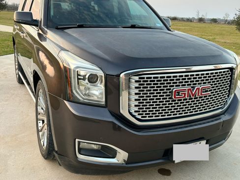 Used 2016 GMC Yukon Denali w/ Open Road Package image 4