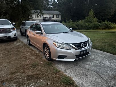 Used 2016 Nissan Altima 2.5 S w/ Power Driver Seat Package