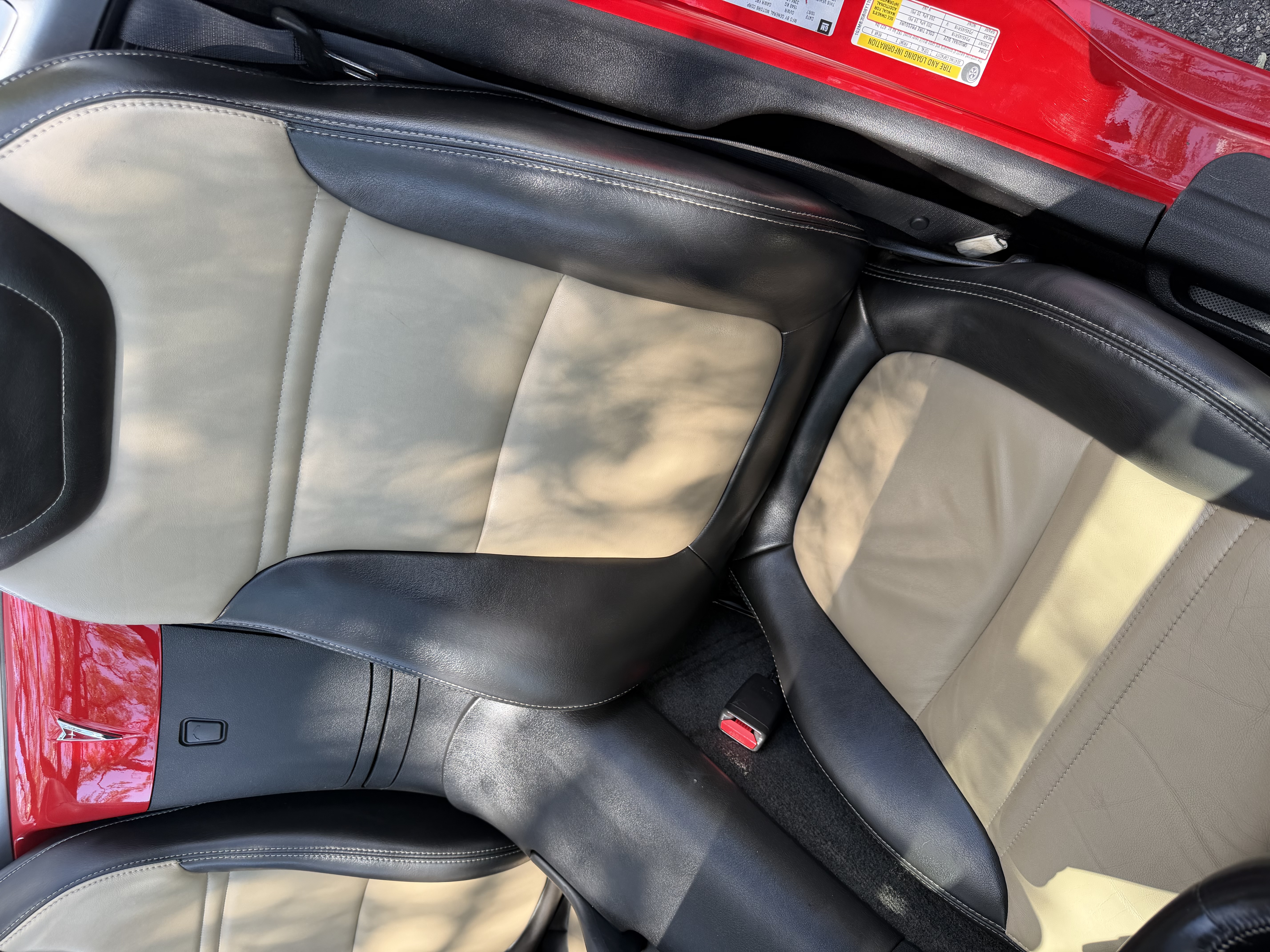 Used 2008 Pontiac Solstice Convertible w/ Premium Package RWD image 21