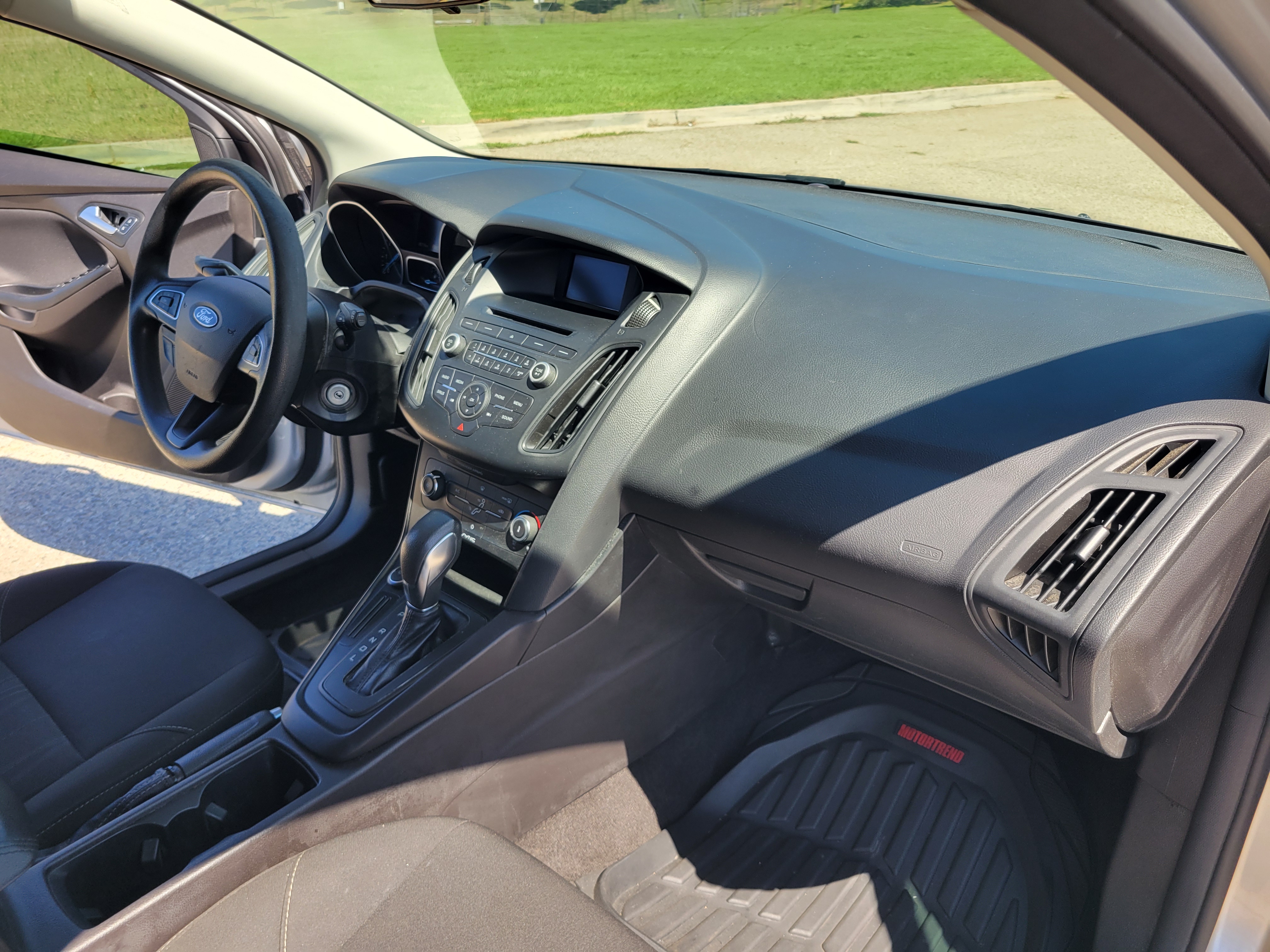 Used 2017 Ford Focus SE FWD image 12