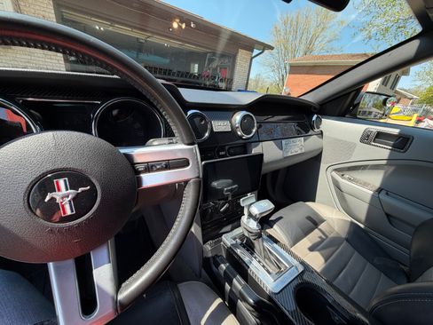 Used 2005 Ford Mustang Premium image 6