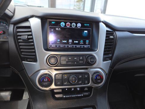 Used 2017 GMC Yukon SLE w/ SLE Value Package image 5