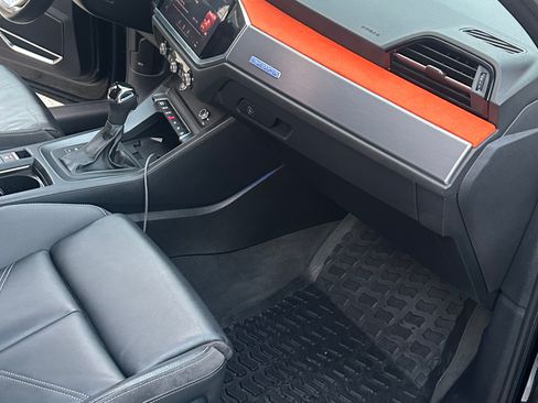 Used 2019 Audi Q3 2.0T Prestige image 19