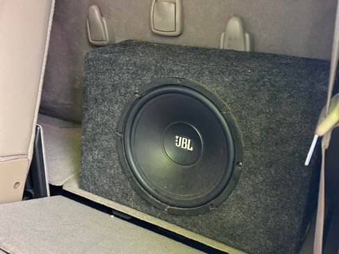 Used 2011 RAM 2500 Laramie w/ Cold Weather Group image 22