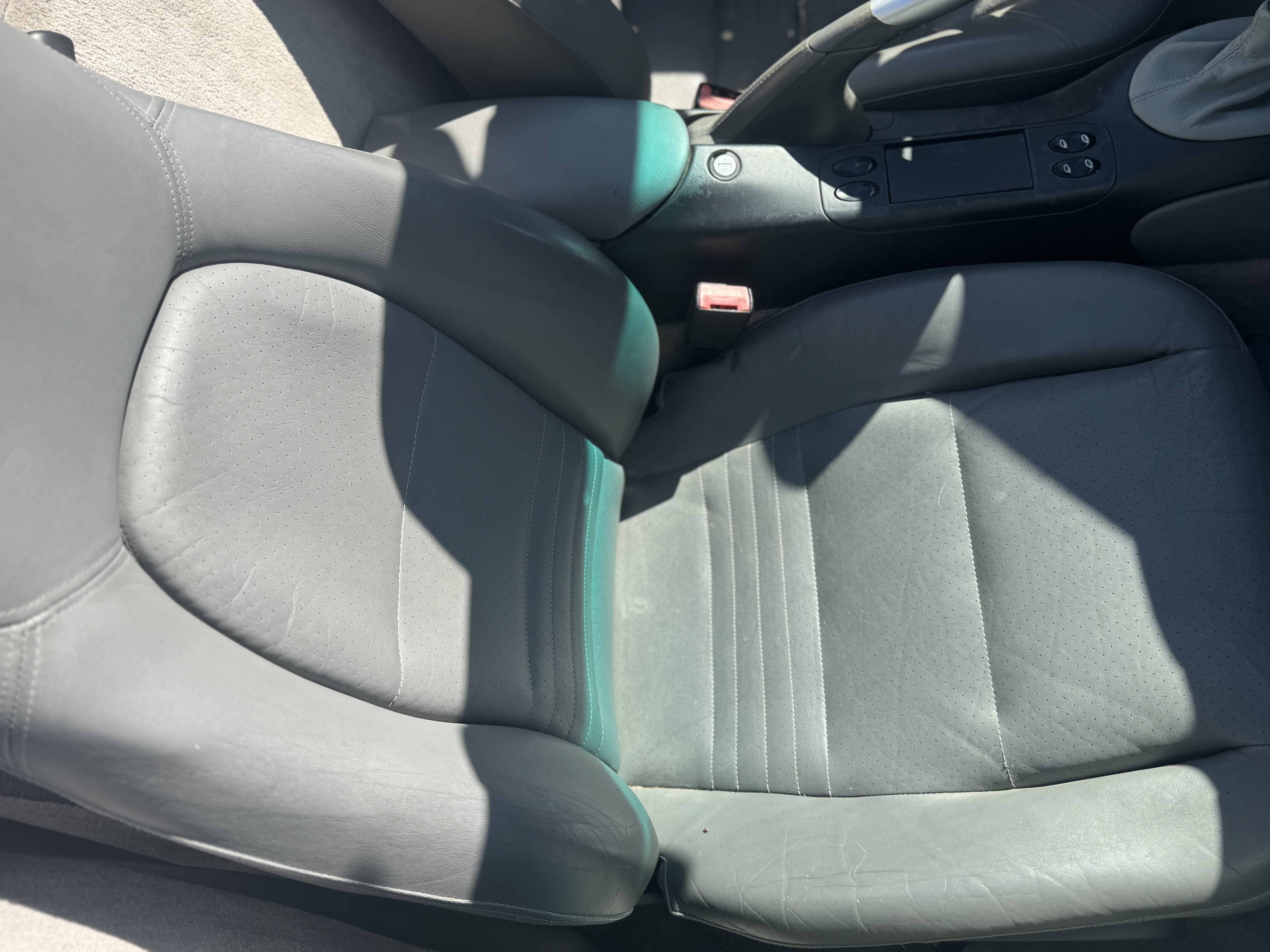 Used 2002 Porsche Boxster RWD image 13