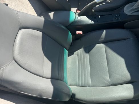 Used 2002 Porsche Boxster RWD image 13
