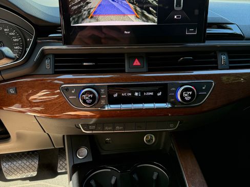 Used 2022 Audi A5 2.0T Premium image 28