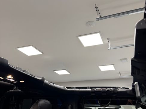 Used 2020 Jeep Gladiator Sport w/ Quick Order Package 24S image 16