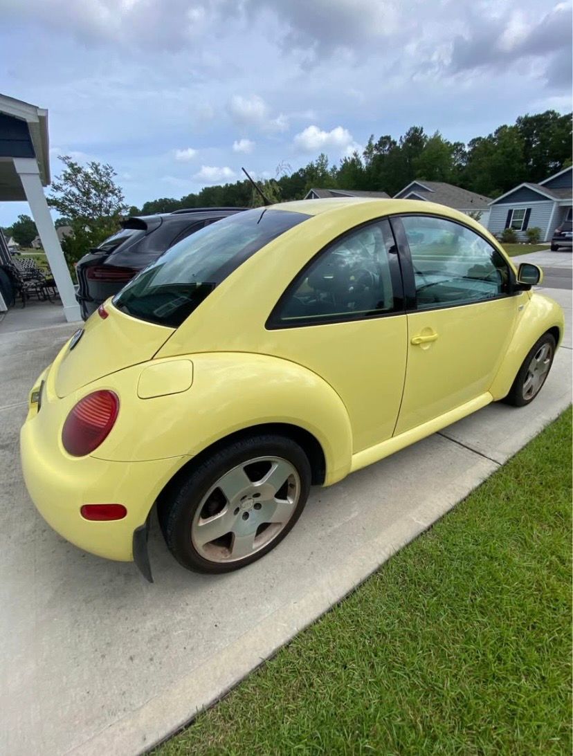 Used 1999 Volkswagen Beetle GLS FWD image 5