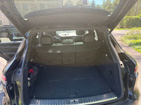 Used 2019 Porsche Cayenne image 10