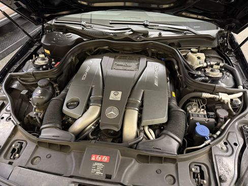 Used 2014 Mercedes-Benz CLS 63 AMG 4MATIC image 9