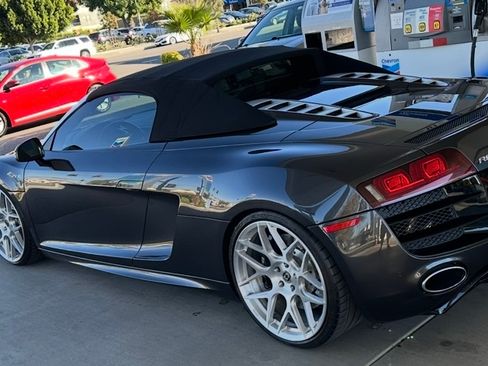 Used 2012 Audi R8 V10 AWD/4WD image 24