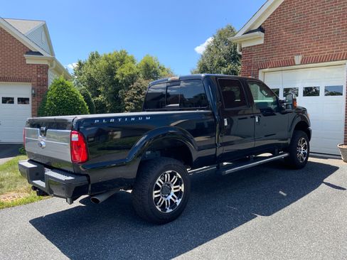 Used 2016 Ford F350 Platinum image 2