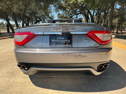 Used 2011 Maserati GranTurismo Convertible 2D image 9