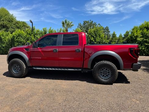 Used 2014 Ford F150 Raptor w/ Equipment Group 801A Luxury AWD/4WD image 9