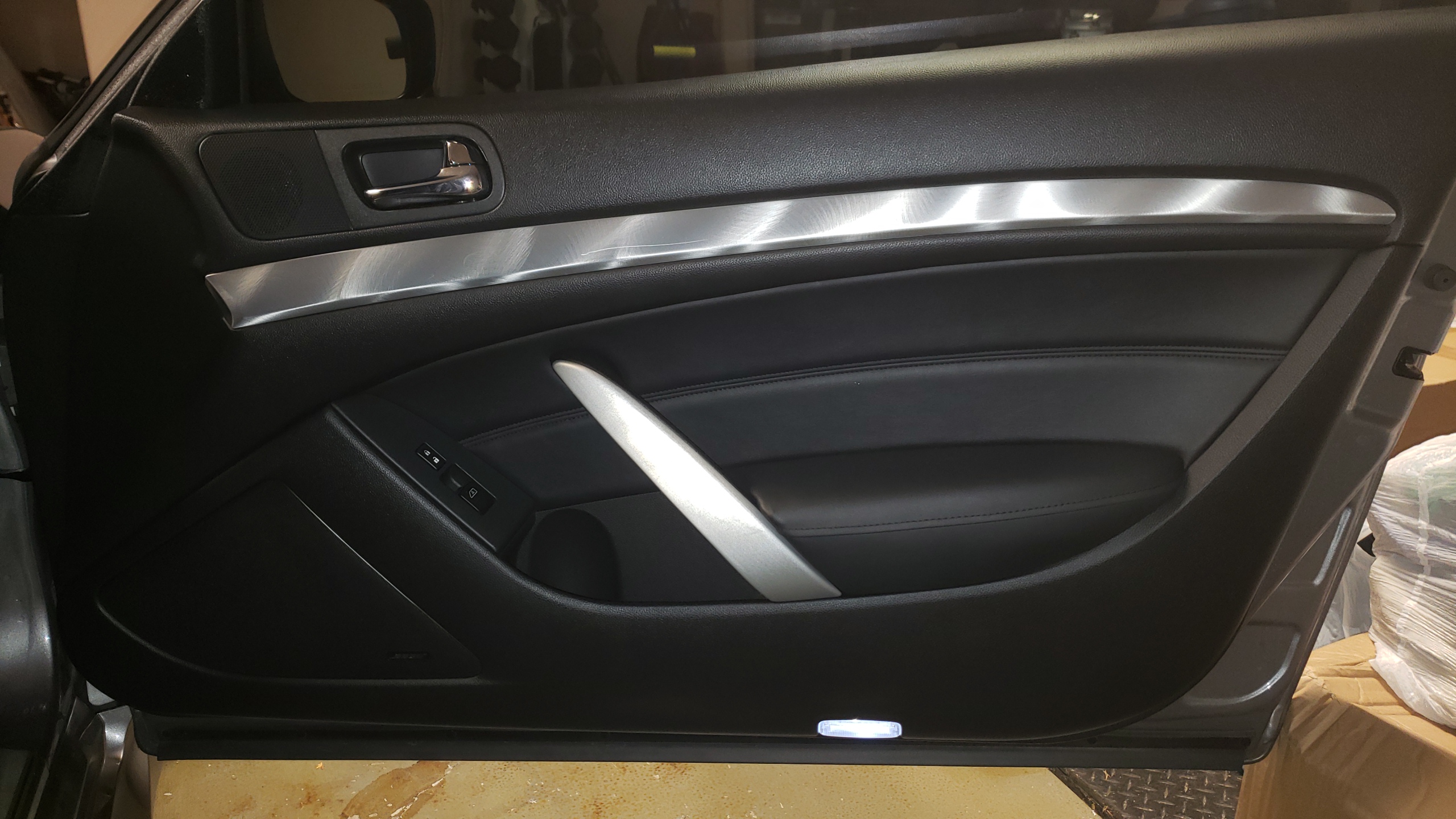 Used 2011 INFINITI G37 IPL RWD image 24