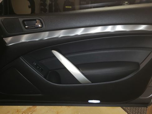 Used 2011 INFINITI G37 IPL RWD image 25