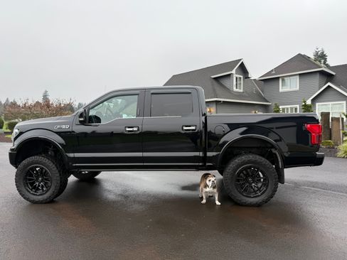Used 2018 Ford F150 Limited image 1