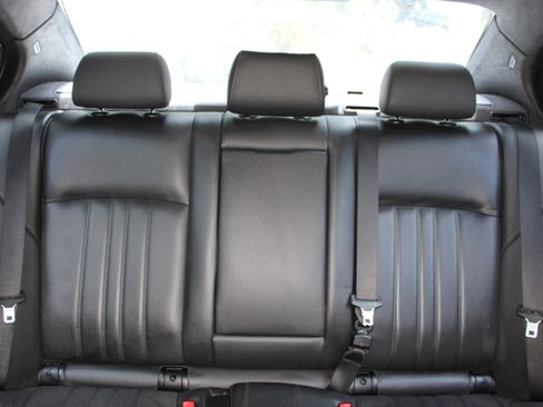 Used 2013 BMW M5 RWD image 19