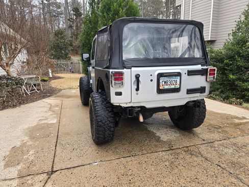 Used 2007 Jeep Wrangler X image 10