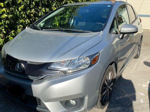 Used 2015 Honda Fit EX image 4