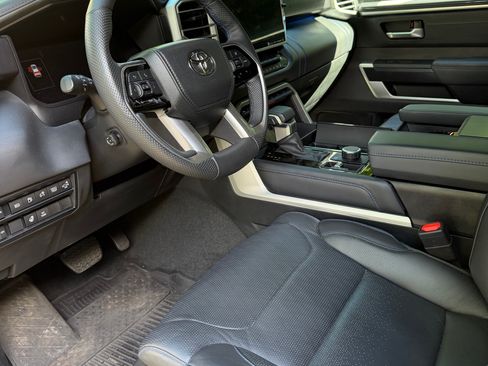 Used 2023 Toyota Sequoia Platinum AWD/4WD image 14