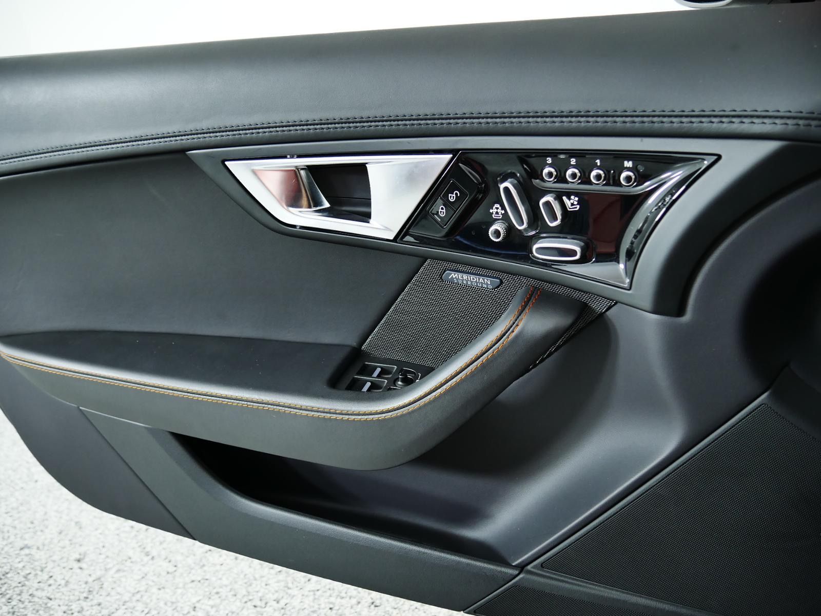 Used 2014 Jaguar F-TYPE S RWD image 21
