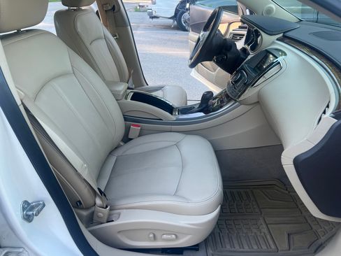 Used 2013 Buick LaCrosse Leather FWD image 8
