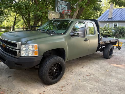 Used 2012 Chevrolet Silverado 2500 W/T AWD/4WD image 13