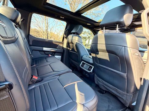 Used 2024 Ford F350 Platinum image 15