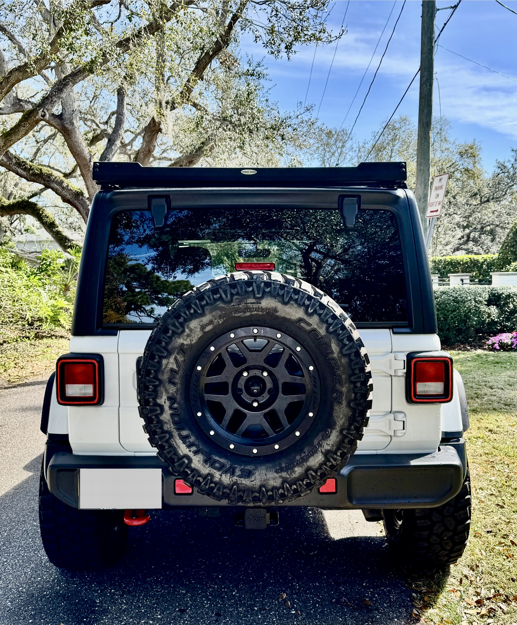 Used 2023 Jeep Wrangler Rubicon w/ Cold Weather Group AWD/4WD image 5