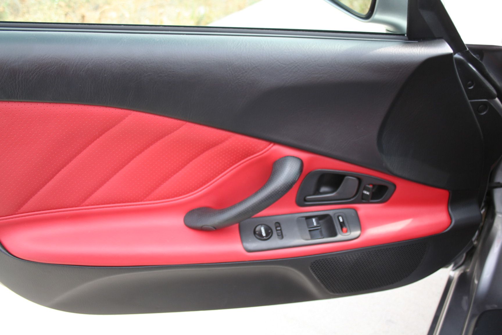 Used 2001 Honda S2000 image 16