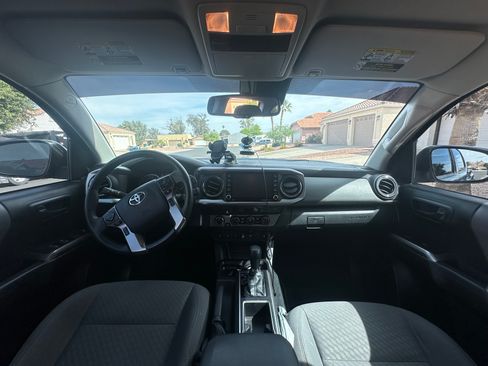 Used 2021 Toyota Tacoma SR5 image 11