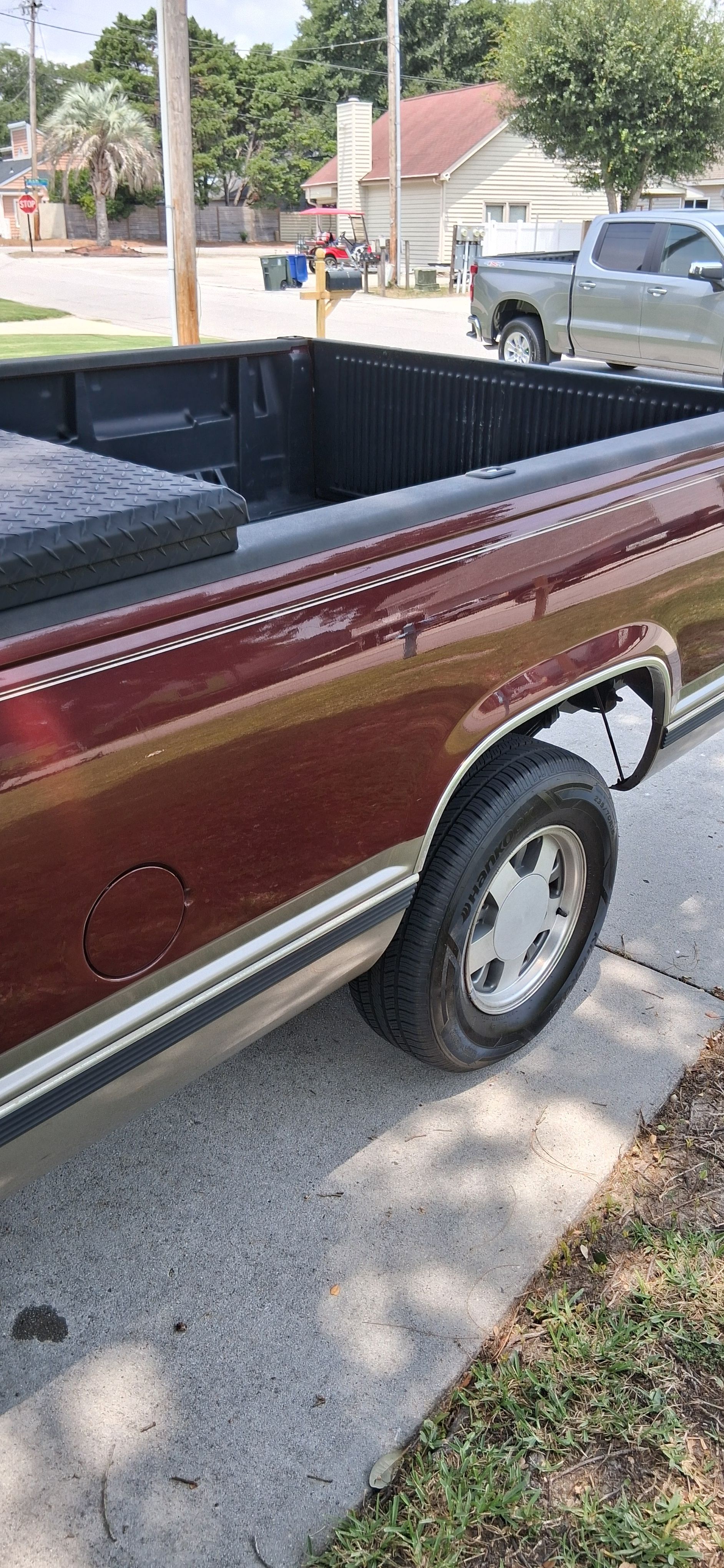 Used 1998 Chevrolet Silverado 1500 2WD Regular Cab w/ Preferred Equipment Group 2 image 5