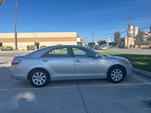 Used 2008 Toyota Camry LE image 5