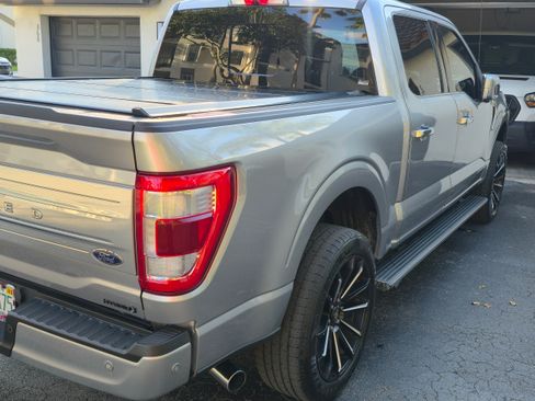 Used 2021 Ford F150 Limited image 5